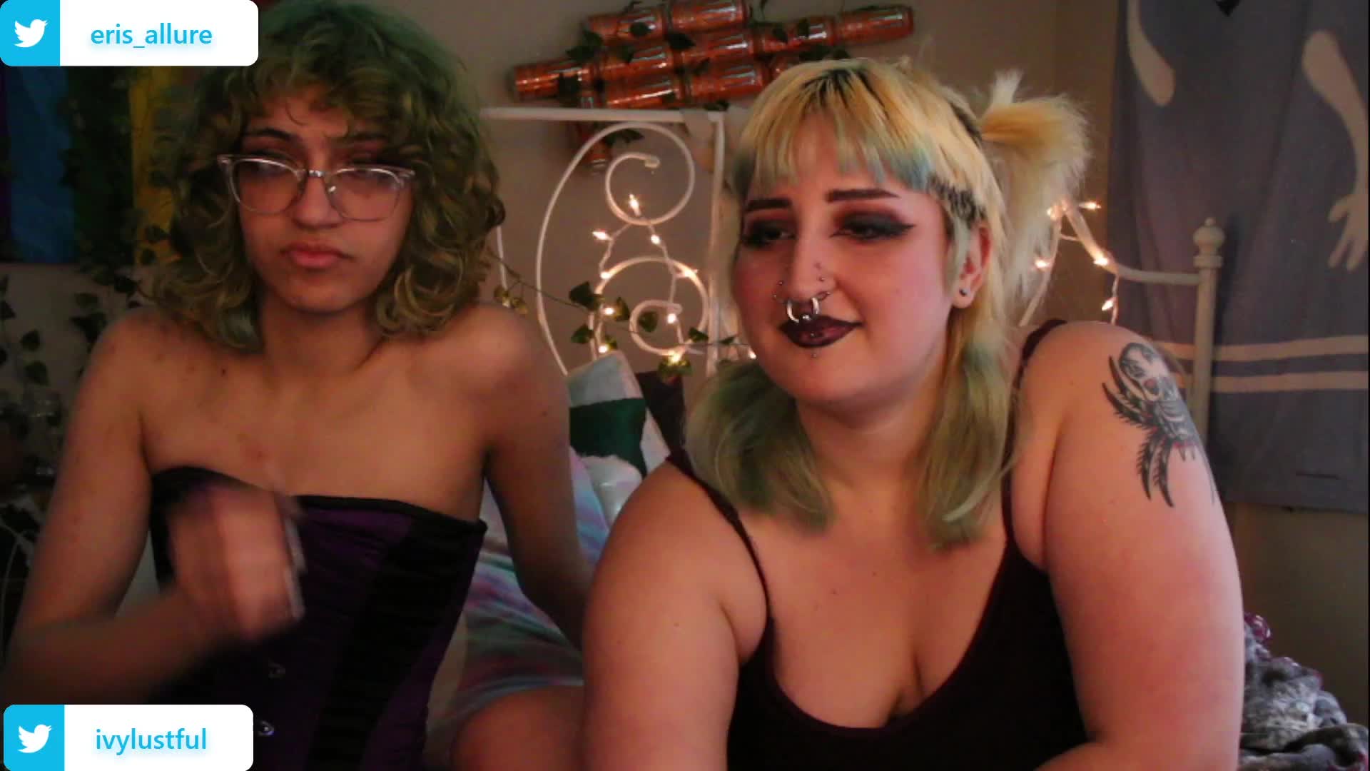 Eris and Ivo react to funny videos and music! - วิดีโอโดย ivolustful โมเดลแคม