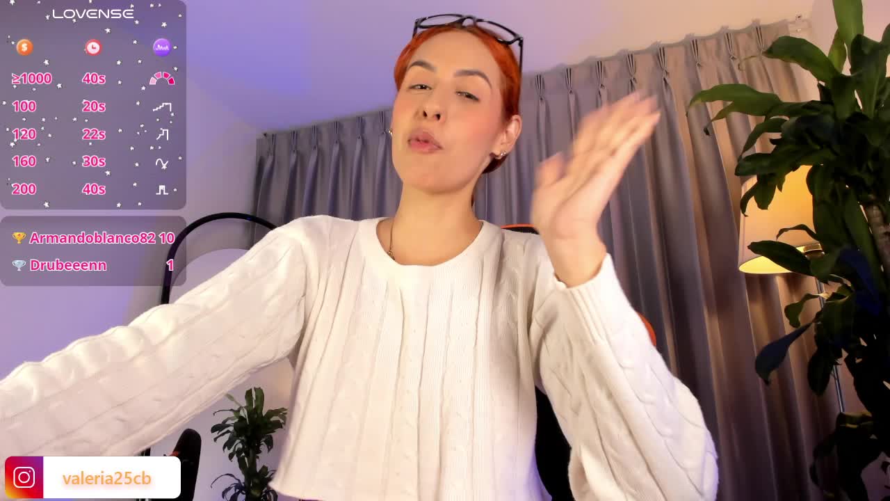 pussy close up - vídeo de la modelo de cam valeriia25_