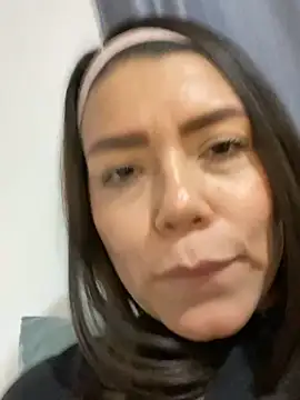 [23 May 03:42] Private Show - martina_contreras主播的视频