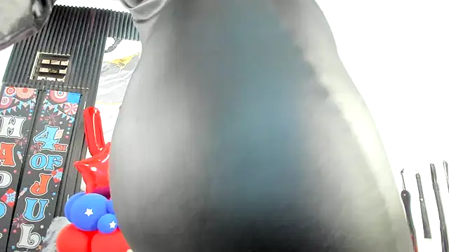 Fuck to mistress+stockings+pinch clit - video by criss_21_ cam model