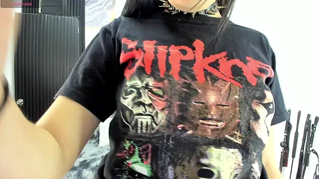 smell my wet panties+fuck my pussy - video by criss_21_ cam model