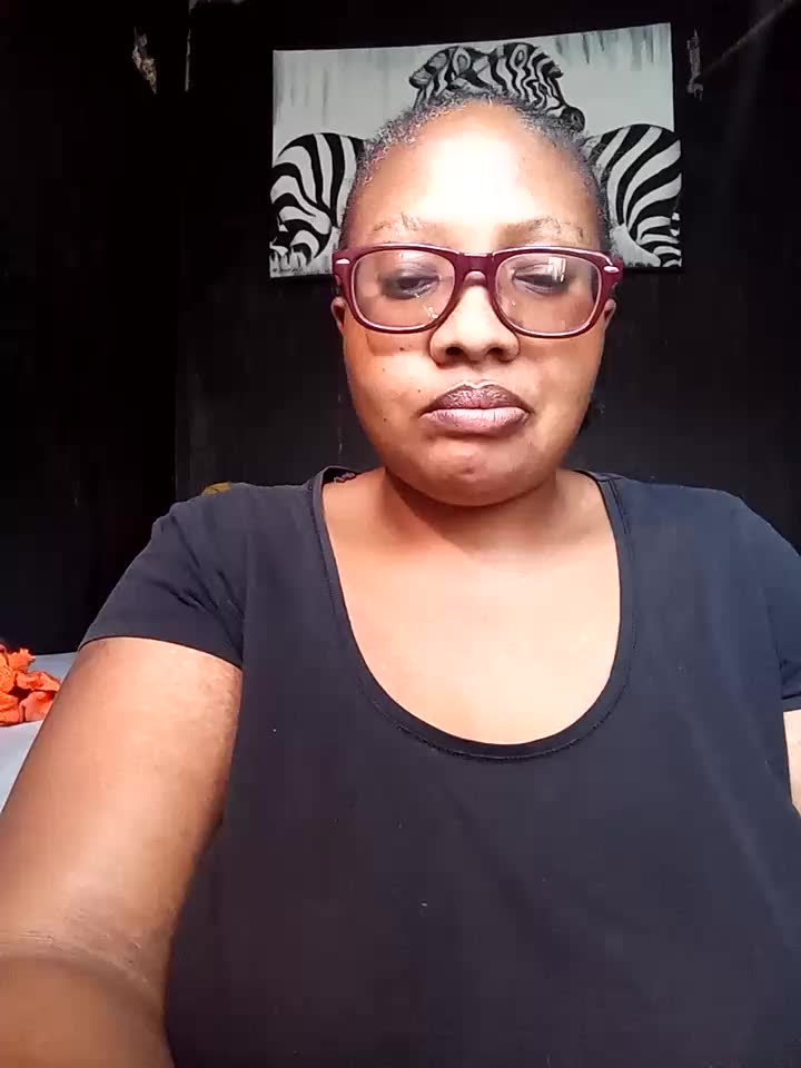 Fuck pussy with dildo and ass - video YELLOW_BONE kameramallilta