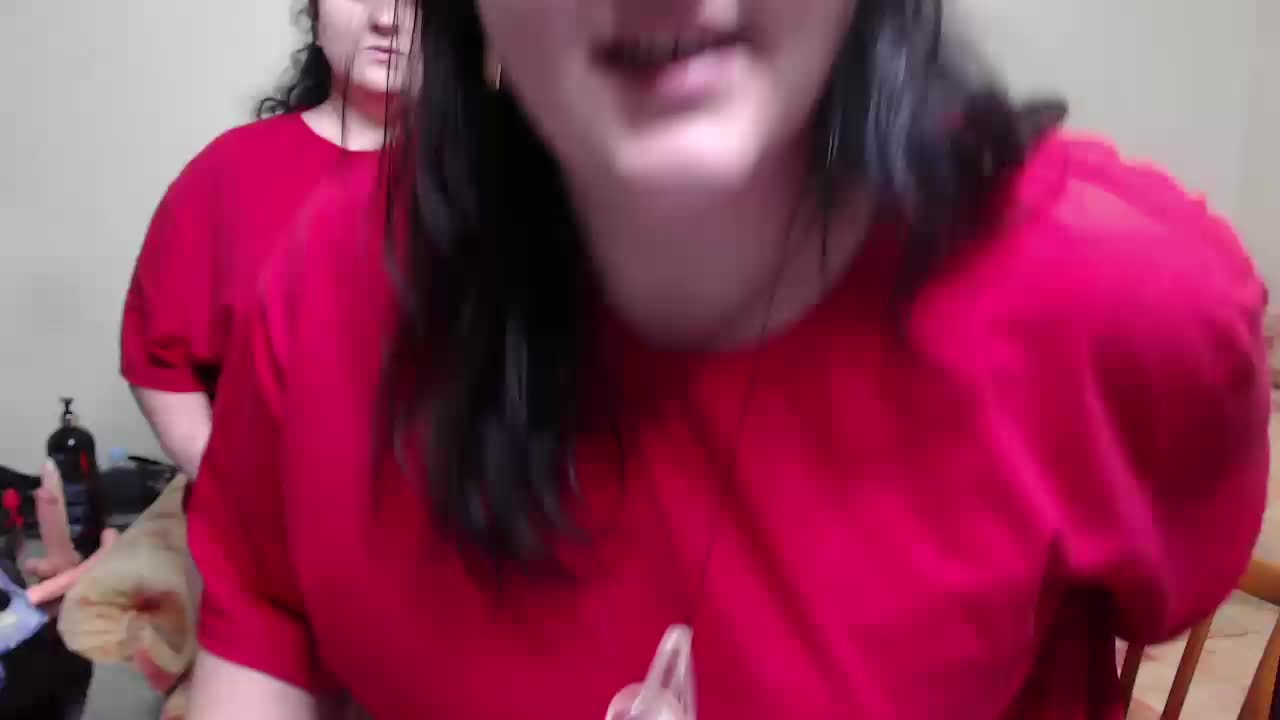 fingering pussy - video by Taisia_W cam model