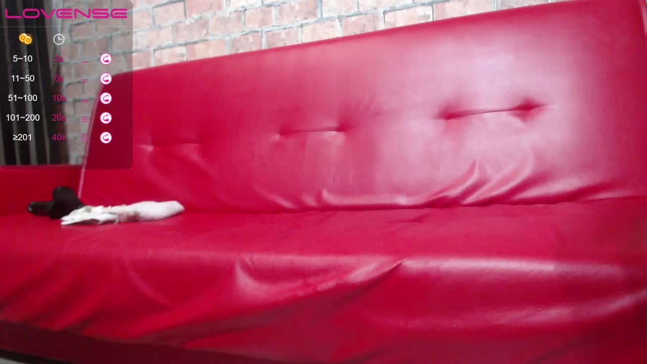 scissoring and missionary fuck by starpon on belt - video by Taisia_W cam model