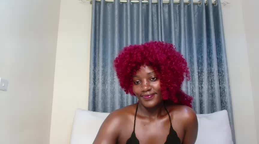 showin ma aZZ dOGGY - video by Elegant_Ebony cam model