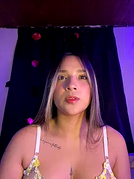 RIDE DILDO - video di cutie_dance modella di cam