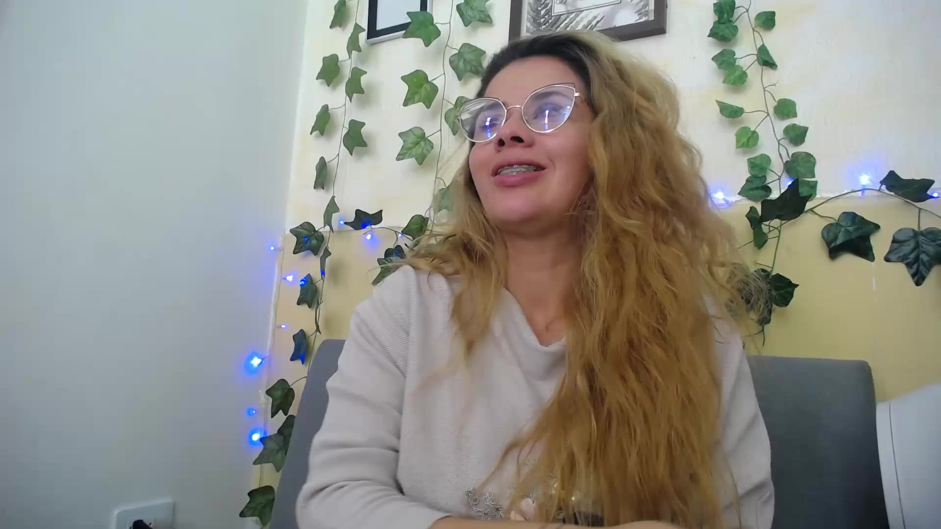 V deos Sexuales Y Shows De C maras Grabados De Jipsy 05 Stripchat