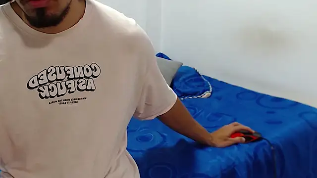 [20 Aug 15:44] Private Show - video di darekgates modella di cam