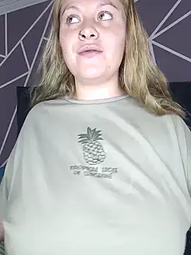 DOBLE PENETRACION   MAS   CHORROS EN TU CARA - video by miley_jensen cam model