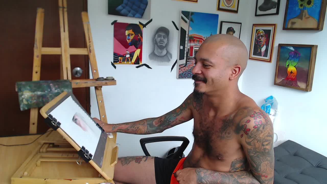 [6 Apr 14:58] Private Show - video van color_beat17 cam-model