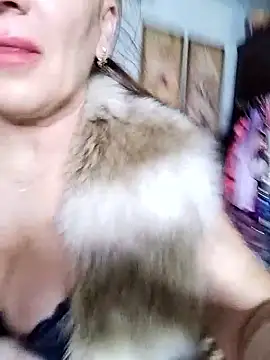 I suck, fuck from the front, and doggy style, ride a dildo, my tits bounce💓💓💓 - lindaledi2 캠 모델의 동영상