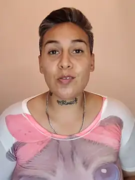 super squirt - video by Yessi_rousse cam model