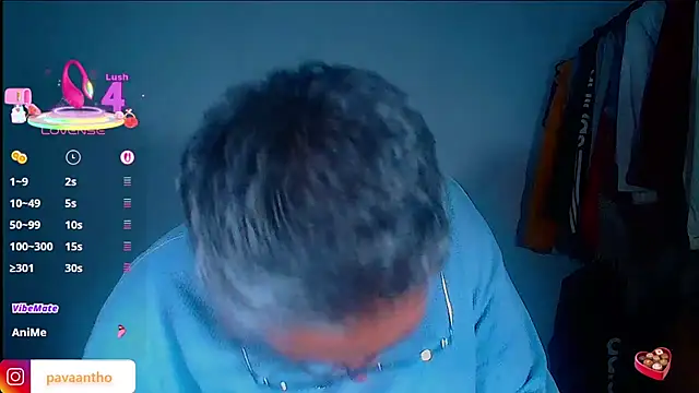 dance with clothes and without clothes - video by Yessi_rousse cam model