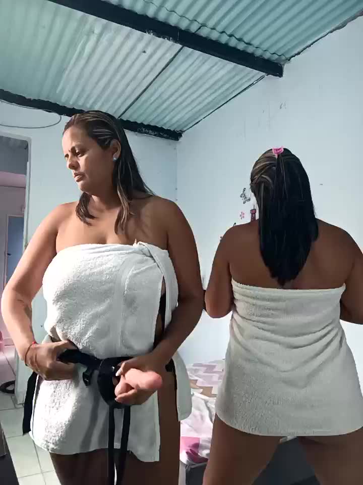 rich pussy licking - ক্যাম মডেল Rossestoner-এর ভিডিও