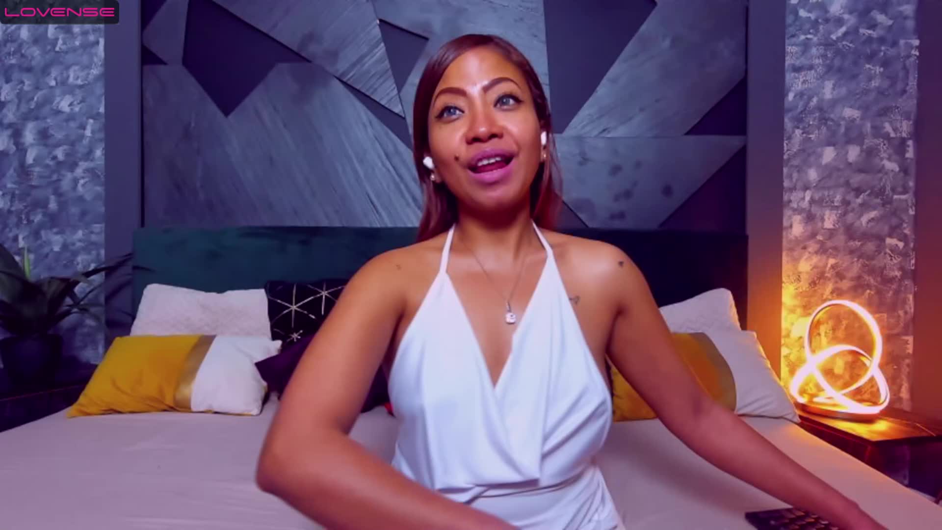 Pervy Fun 5 - ক্যাম মডেল ElyaQuinn-এর ভিডিও