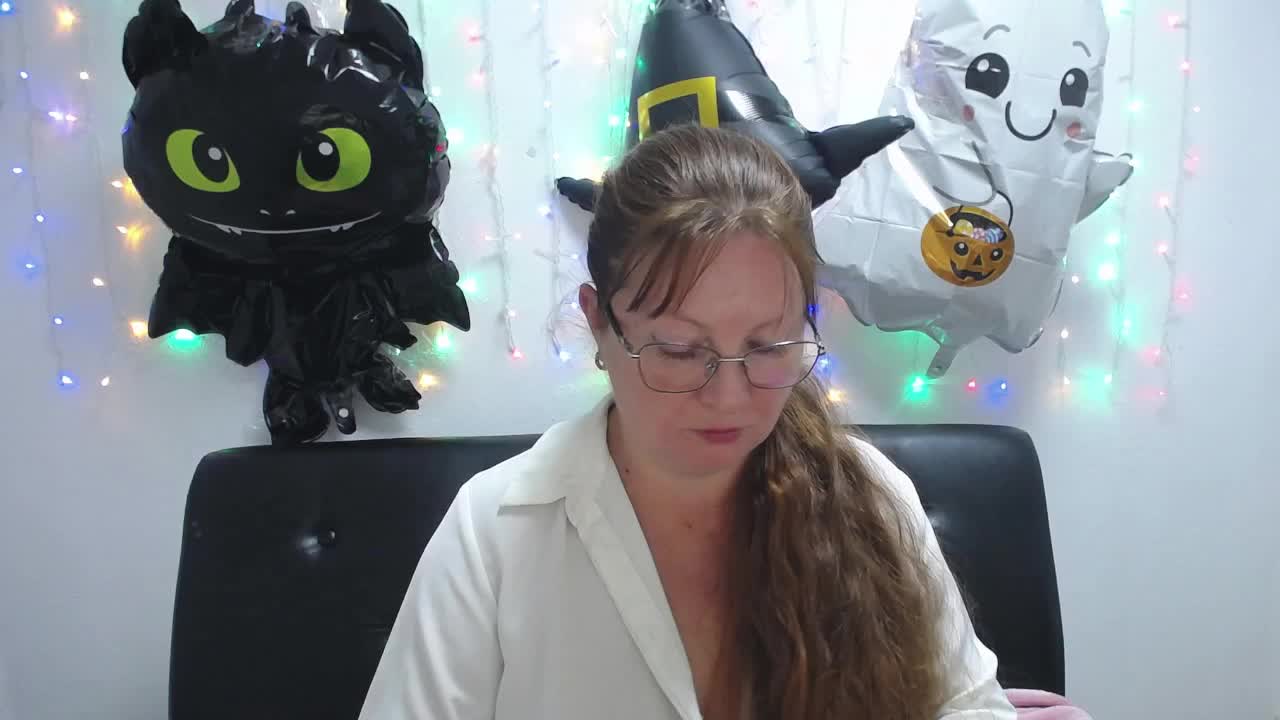 Private Show - vídeo de la modelo de cam VanessaHotts