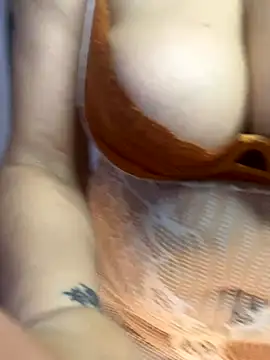 Hot 🔥 in the chair without limit - lonely_shewolf 캠 모델의 동영상