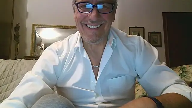 [3 Jan 18:42] Private Show - Video von gyodybis Cam-Model