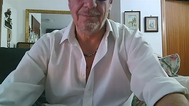 [21 Dec 18:06] Private Show - Video von gyodybis Cam-Model