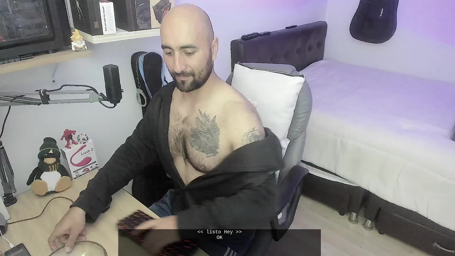 shaved cream in my face - วิดีโอโดย Leon_1234 โมเดลแคม