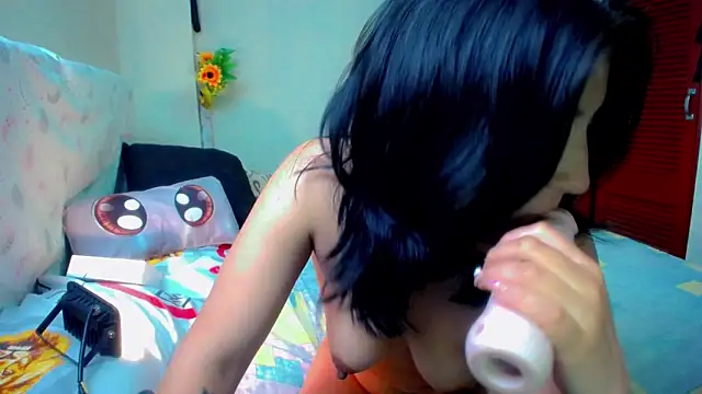 [23 Jul 21:46] Private Show - vídeo de la modelo de cam akai_krazna