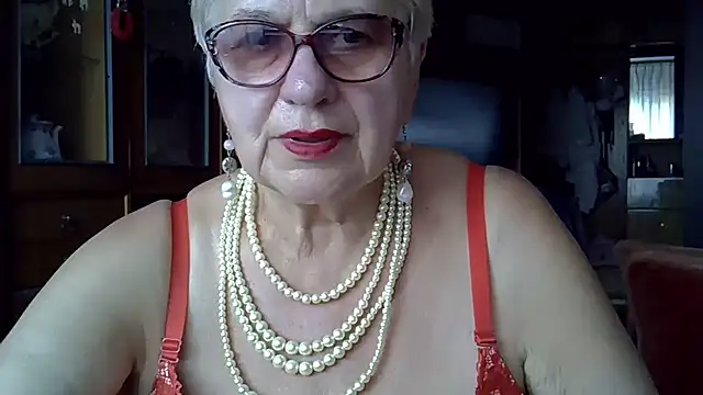 [1 Aug 18:25] Private Show - video van SweetCherry27 cam-model