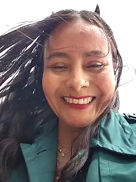 See pussy in public - video by bellapaty cam model