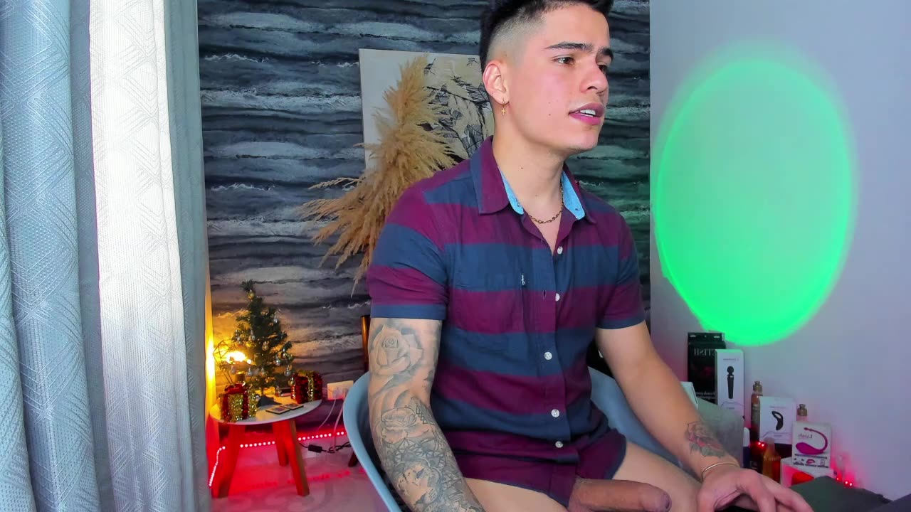 Matias_Murrier's Sex Videos & Recorded Cam Shows (134) | Stripchat