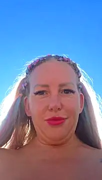 boobs free walk - סרטון של Jassy_Foxy, דוגמן/ית מצלמה