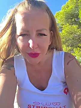 [20 Sep 17:47] Public Show– Jassy_Foxy kameramodell videója