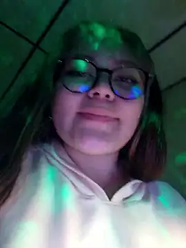 Be careful, you'll cum very quickly. 😈🥵🥰😘 - video by Sakura_0505 cam model