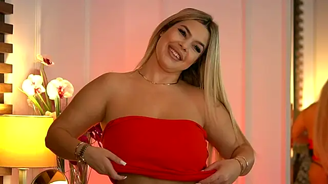 Hot tease and fucking with domi - video by SophieBoobsX cam model