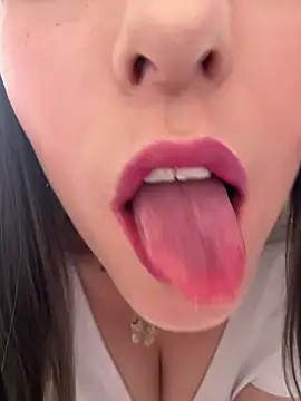 💦🔥Dance and Squirt in Doggy 🍑💦