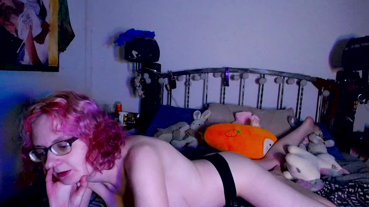 Waiting in ANTICIPATION...!  [Private Show 11 Dec 17:52] - video by FunAfterDark cam model
