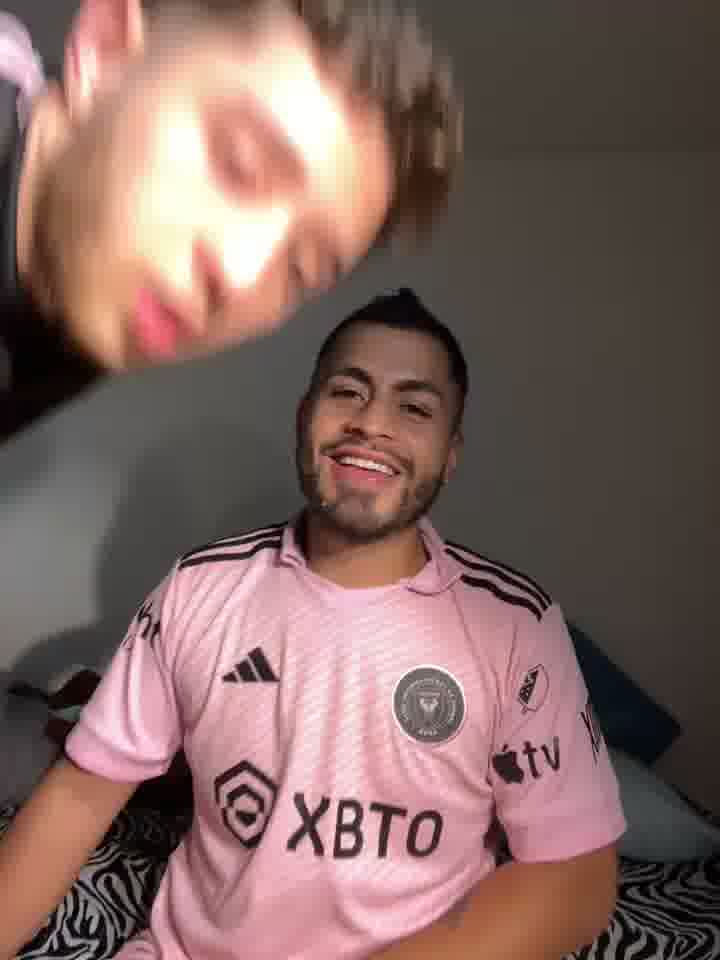 SOCCER PLAYERS - video av Juan_Castano cam model