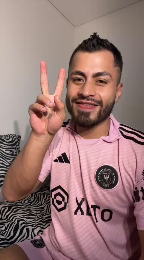 latinos futboleros - video av Juan_Castano cam model