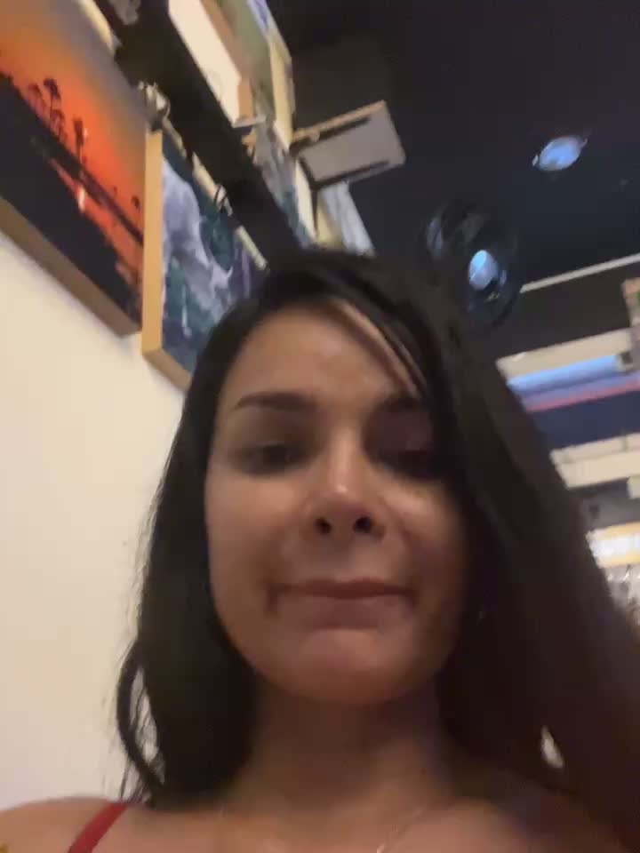 What a delicious fuck bar / bathroom / blowjob - Vídeo de CataleyaRusso, modelo de vídeos