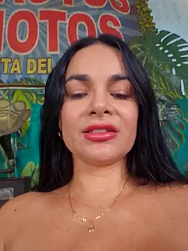 Sucking the cock from Juaquin - Vídeo de CataleyaRusso, modelo de vídeos