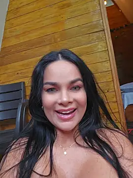 Blowjob outside the room they discover us they see me sucking the cock haha that rich semen mouth 👄 - βίντεο μοντέλου CataleyaRusso