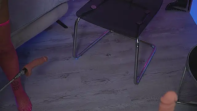 Fuckmachin Squirt - video by hotmilfbitch cam model