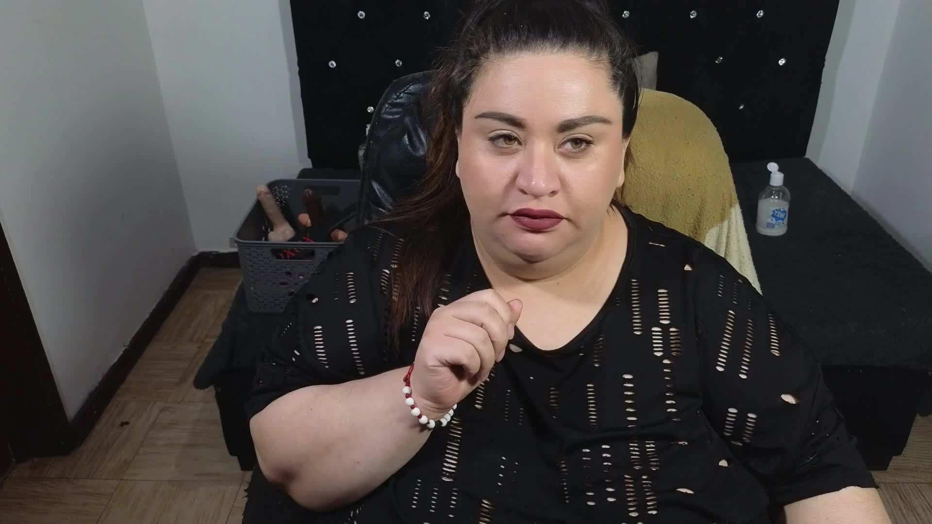 someone saw me while I masturbated - clip cu anacohen model videochat