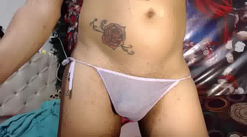 Show Very Horny HD 120 - video van DesireDirtyTS__ cam-model