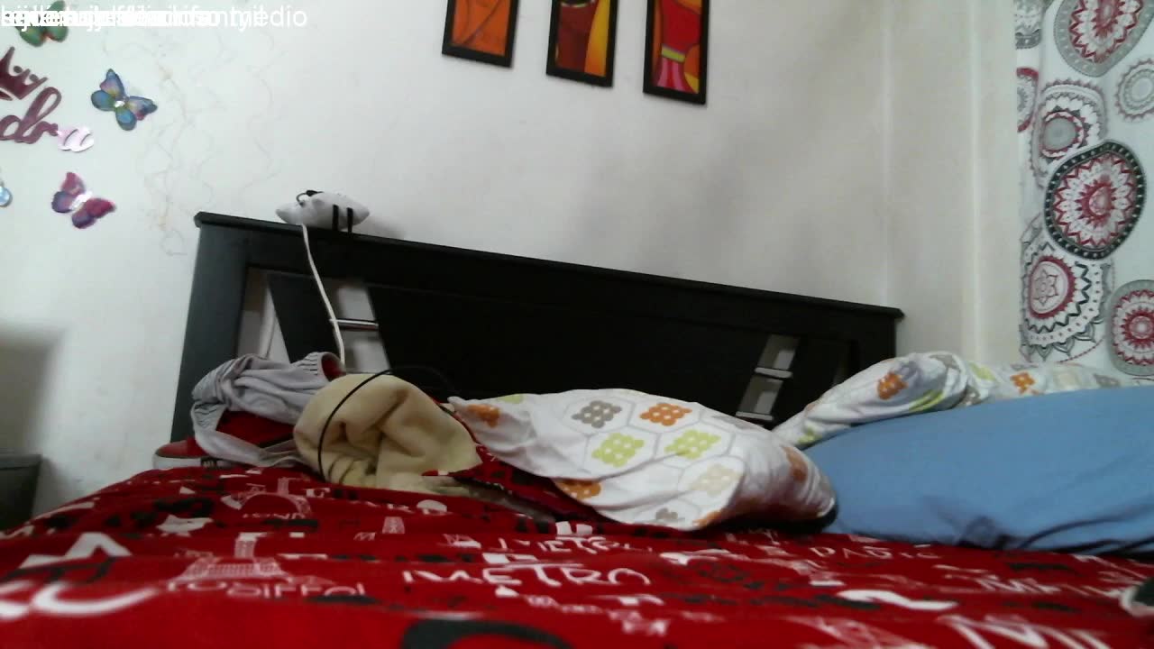 [2 Jul 04:02] Private Show - vídeo de la modelo de cam kasandradiaz