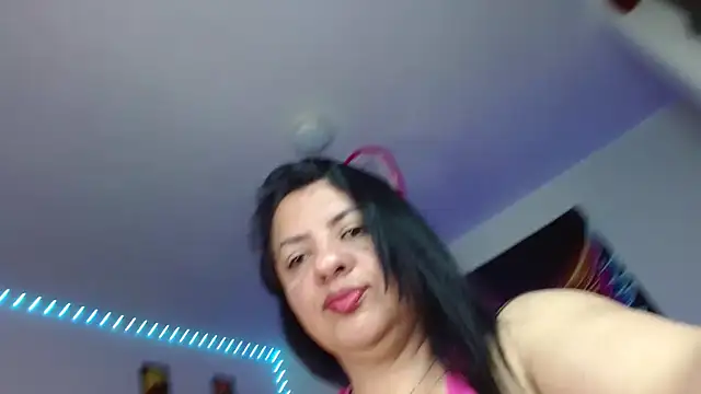 [18 Feb 22:27] Private Show - video by kasandradiaz cam model
