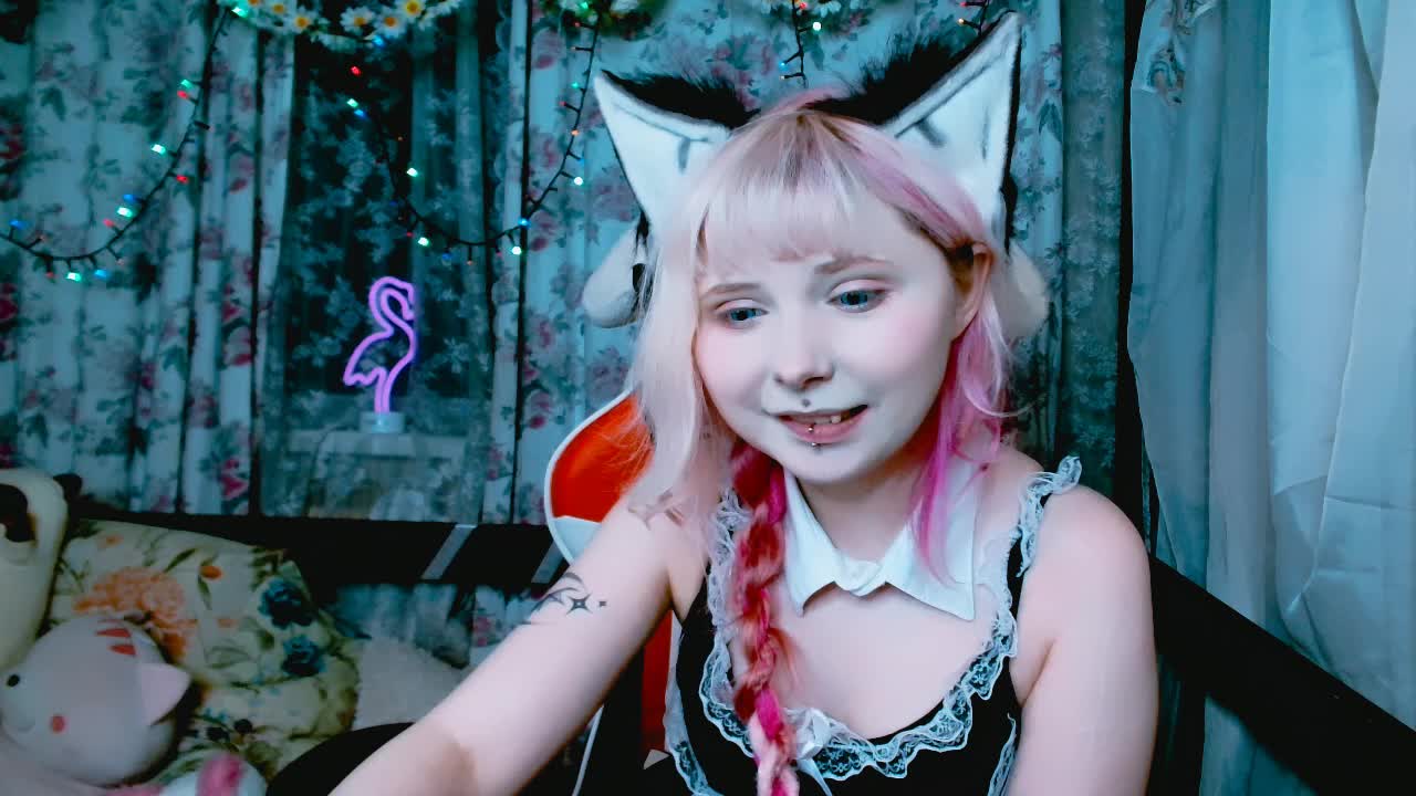 play with fake cum - video by Usagi_Blush_ cam model