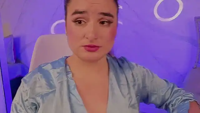 Deepthroat with big cocks. I'm wearing satin, everything is so messy - video by CandyQueenGold cam model