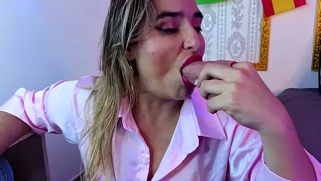 Messy Blowjob.  I am Wearing satin; fuck pussy - video by CandyQueenGold cam model