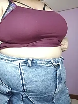 Show fuck torso - video by EllisW8 cam model