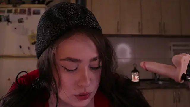 [13 Sep 12:54] Public Show - video od modelky/modela BettyClaus