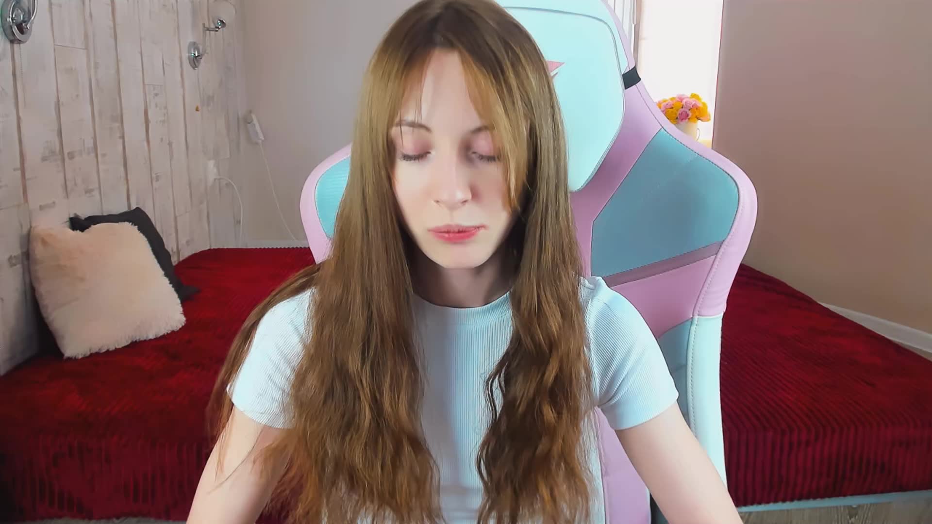 OIL FOOT JOB - video by Cowell_Adelina cam model